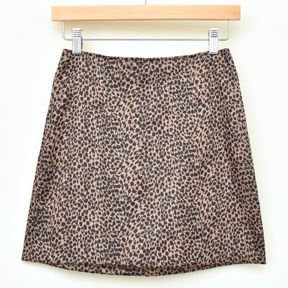 XOXO Dresses & Skirts - Vintage XOXO Cheetah Print Mini Skirt